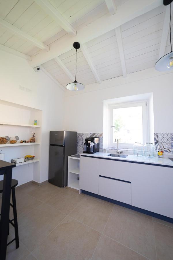Numisia Guest House Terracina Exterior photo